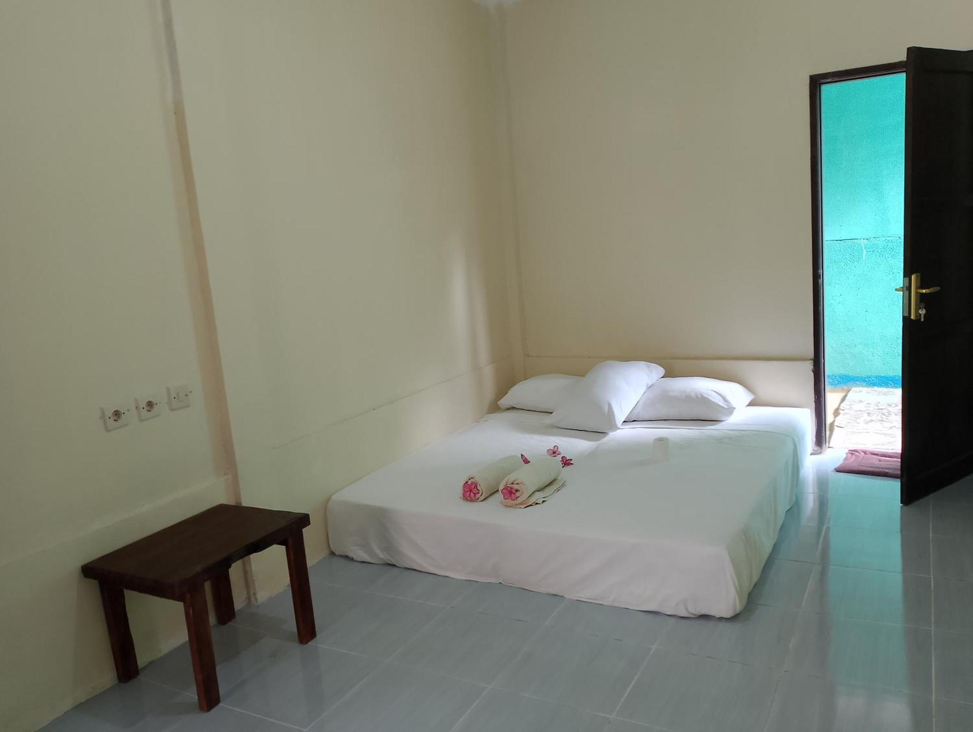 Hotel Mbe Baleng Ku Mangsit Zewnętrze zdjęcie